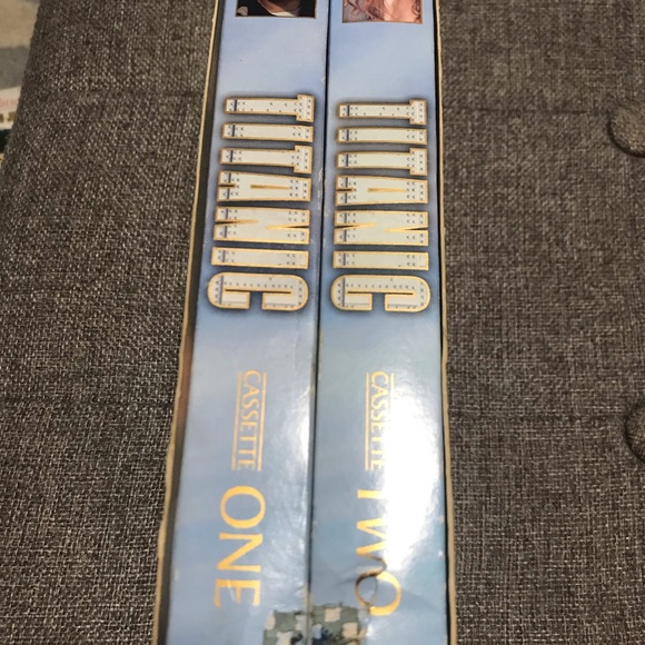 VTG Titanic VHS 1998 2 Tape Set UNTESTED - Picture 9 of 12